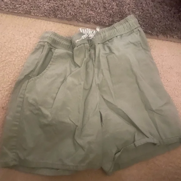 Brand Cat & Jack shorts, green size 10 girls drawstring elastic waist band - Picture 1 of 7